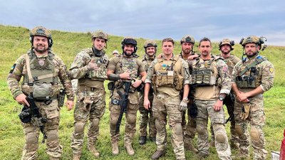 "Ворога не варто недооцінювати": боєць з Тернопільщини воює в лавах "Азову" "Ворога не варто недооцінювати": боєць з Тернопільщини воює в лавах "Азову"