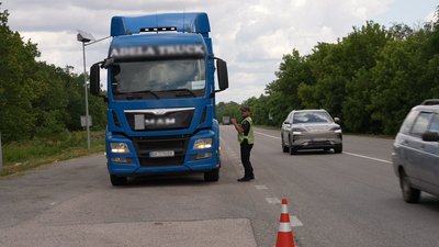 вантажівки, контроль