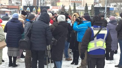 Мітингують у Черкасах