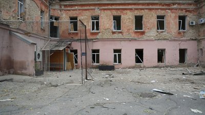 Херсон, дрон, обстріли, швидка допомога, удар РФ