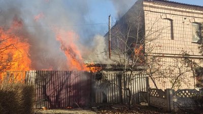 Пожежа у Бахмуті: з вогню врятували чоловіка