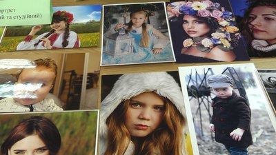 Пейзажі та макрофотографії: в житомирському центрі творчості відбулася обласна фотовиставка