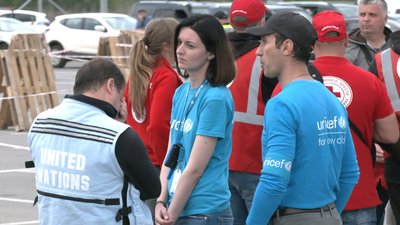 "Російські військові обшукували, роздягали, перевіряли документи", — евакуйована з "Азовсталі" про шлях до Запоріжжя "Російські військові обшукували, роздягали, перевіряли документи", — евакуйована з "Азовсталі" про шлях до Запоріжжя
