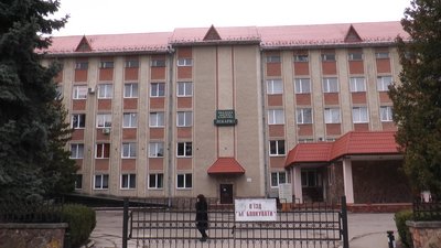 Прикарпатські медзаклади, які лікують хворих на СOVID-19, отримали допомогу: що передали Прикарпатські медзаклади, які лікують хворих на СOVID-19, отримали допомогу: що передали