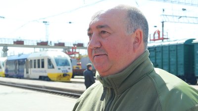 До Чернігова відновили рух залізничного транспорту. Репортаж До Чернігова відновили рух залізничного транспорту. Репортаж