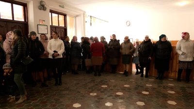 На Рівненщині батьки школярів вимагають повернення до очної форми навчання На Рівненщині батьки школярів вимагають повернення до очної форми навчання