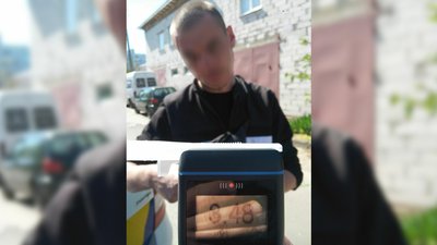 Рівень алкоголю перевищував допустиму норму у 17 разів: у Чернігові водій в’їхав у бордюр