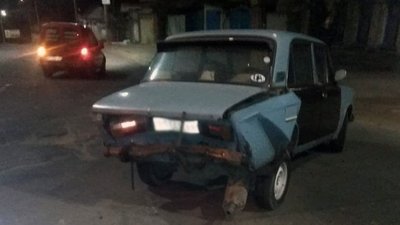 У Херсоні хлопець викрав автівку у матері і скоїв ДТП У Херсоні хлопець викрав автівку у матері і скоїв ДТП
