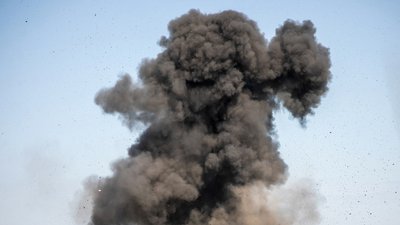 Атака на Чернігів: росіяни реактивним «шахедом» поцілили в адміністративну будівлю