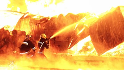 У Вінниці горіли складські приміщення: що відомо У Вінниці горіли складські приміщення: що відомо