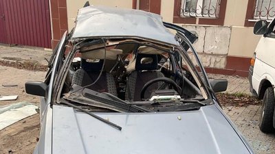 Херсон, дрон, обстріли, авто