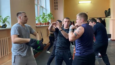Заняття з рукопашного бою