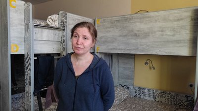 Дев'ять днів під обстрілами і сім – в дорозі: історія двох сестер з Харкова, які оселилися у Луцьку