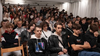 «Шлях героя»: у Миколаєві військовослужбовці 79 ОДШБр зустрілися зі студентами
