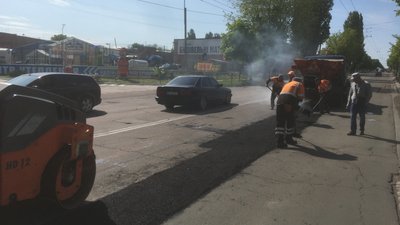 У Житомирі завершують ямковий ремонт головних вулиць міста У Житомирі завершують ямковий ремонт головних вулиць міста
