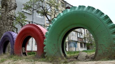 Шини у Херсоні: чому держекоінспекція вважає їх небезпечними Шини у Херсоні: чому держекоінспекція вважає їх небезпечними