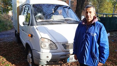 Пів року жив у фургоні: історія переселенця з Сєвєродонецька, який тепер живе у Сумах