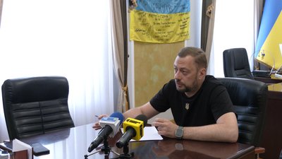 Начальник Чернігівської ОВА В'ячеслав Чаус на брифінгу 2 серпня Начальник Чернігівської ОВА В'ячеслав Чаус на брифінгу 2 серпня
