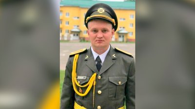 Служили в одній частині та загинули в один день: у Прилуках попрощалися з двома захисниками України Служили в одній частині та загинули в один день: у Прилуках попрощалися з двома захисниками України