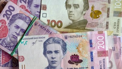 У Кропивницькому судили волонтера за продаж гуманітарних авто для ЗСУ