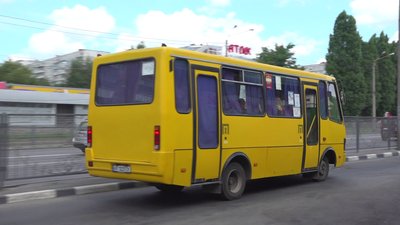 "Люди всі обурені": чому у харківських маршрутках не беруть надмірну кількість пасажирів