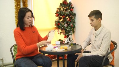Житомирянка Ганна Голуб разом із сином створює скандинавських гномів та навчає цьому мистецтву інших Житомирянка Ганна Голуб разом із сином створює скандинавських гномів та навчає цьому мистецтву інших