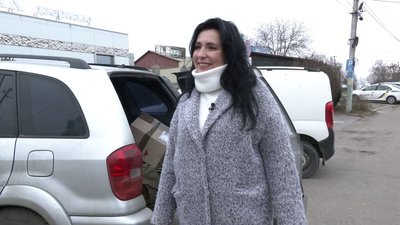 "Я їду до друзів": харків'янка продовжує волонтерство після трьох років на фронті