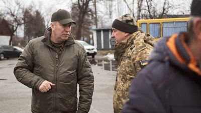 Черкаські військові отримали автопідсилення для протидії безпілотникам Черкаські військові отримали автопідсилення для протидії безпілотникам
