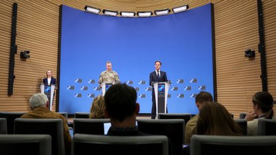 Дрони РФ у Польщі: Рютте задоволений реакцією США