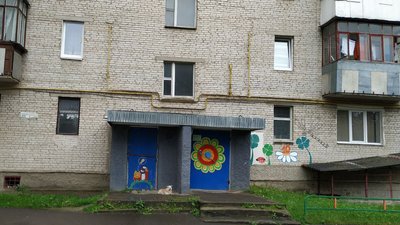 "Відімкнули ще на Пасху". У луцьких багатоповерхівках "стоїть" 21 ліфт "Відімкнули ще на Пасху". У луцьких багатоповерхівках "стоїть" 21 ліфт