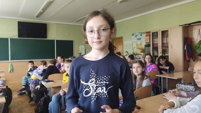 Тернопільські школярі прийшли на уроки у домашніх капцях та піжамах Тернопільські школярі прийшли на уроки у домашніх капцях та піжамах