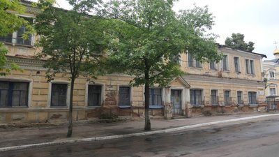 На Сумщині глухівчани чотири роки збирають гроші на ремонт пам'ятки архітектури, сортуючи сміття На Сумщині глухівчани чотири роки збирають гроші на ремонт пам'ятки архітектури, сортуючи сміття