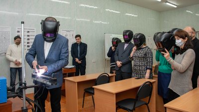 В Олександрії відкрили навчально-практичний центр для електрозварників