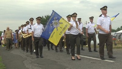 На Карачуні відбулася акція з нагоди річниці звільнення Слов’янська та Краматорська