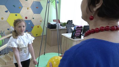 У Сумах працює проєкт психологічної підтримки "Допоможи дитині під час війни" У Сумах працює проєкт психологічної підтримки "Допоможи дитині під час війни"