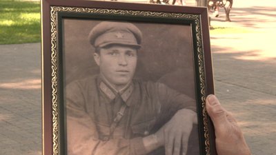 Чернігівцю дозволили поховати останки батька, який загинув під час Другої світової