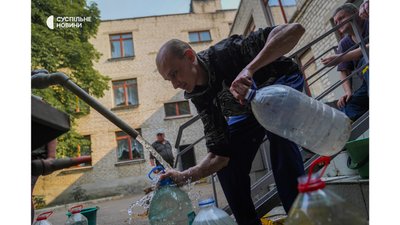 "Обстрілюють безперервно". Фоторепортаж "Обстрілюють безперервно". Фоторепортаж