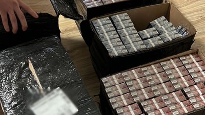 Продавав фальсифіковані цигарки: чоловіку з Хмельниччини повідомлено про підозру — прокуратура Продавав фальсифіковані цигарки: чоловіку з Хмельниччини повідомлено про підозру — прокуратура