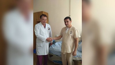 Медики вперше дістали кам’яний уламок із серця військовослужбовця з Вінниччини Медики вперше дістали кам’яний уламок із серця військовослужбовця з Вінниччини