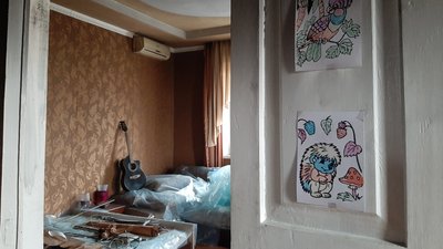Фахівці обстежують будинки в Циркунах під Харковом, що піддавались обстрілам з боку РФ протягом пів року Фахівці обстежують будинки в Циркунах під Харковом, що піддавались обстрілам з боку РФ протягом пів року