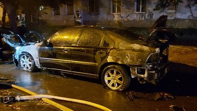 У Миколаєві підпалили автомобіль громадського активіста