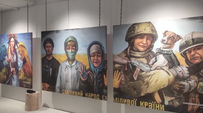 “Має заспокоювати”: у сховищі обласної лікарні в Рівному відкрили галерею “Має заспокоювати”: у сховищі обласної лікарні в Рівному відкрили галерею