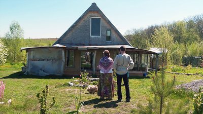 Із міста в село. Із села в поле. Як на Вінниччині у "родовому помісті" мешкає сім'я Голубєвих