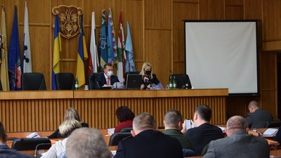 Проєкти, які стосуються земельних питань Ужгорода, зняли з розгляду сесії міськради