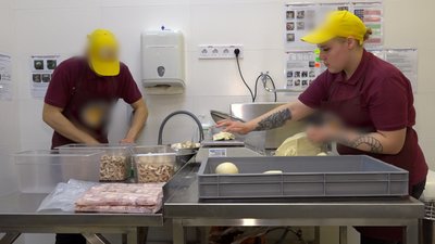 В Києві відкрилася маріупольська піцерія В Києві відкрилася маріупольська піцерія