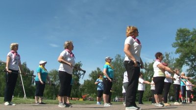 80 пенсоінерів змагалися у "Черкаських Джурах" 80 пенсоінерів змагалися у "Черкаських Джурах"