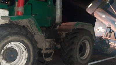 На Житомирщині внаслідок зіткнення легковика і трактора загинув один із водіїв На Житомирщині внаслідок зіткнення легковика і трактора загинув один із водіїв