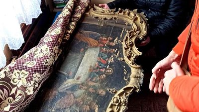Церковна громада на Волині передала на реставрацію та зберігання до музею старовинну ікону XVІІІ століття Церковна громада на Волині передала на реставрацію та зберігання до музею старовинну ікону XVІІІ століття