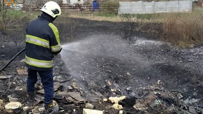 На Полтавщині горіли понад 15 гектарів сухої рослинності