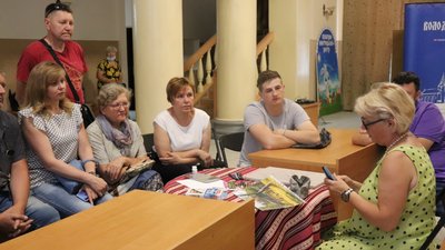 На мистецькому пленері за тиждень створили 40 картин із краєвидами Волині